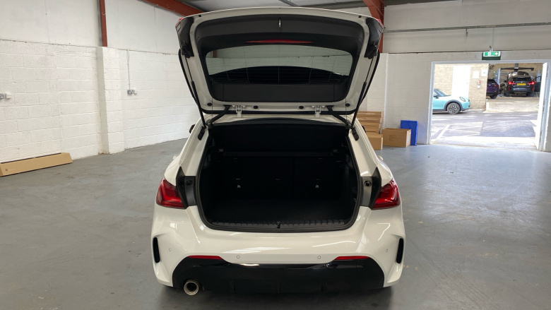 BMW 1 Series 118i [136] M Sport 5dr [Live Cockpit Professional] Petrol Hatchback